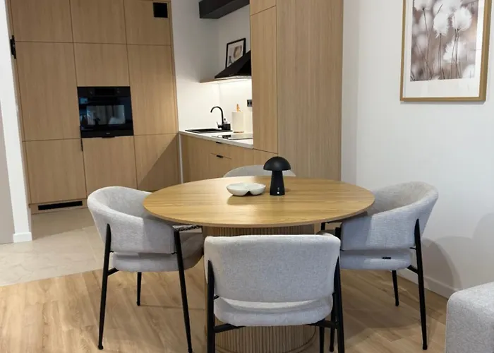 Deluxe Targowa * Garwolin